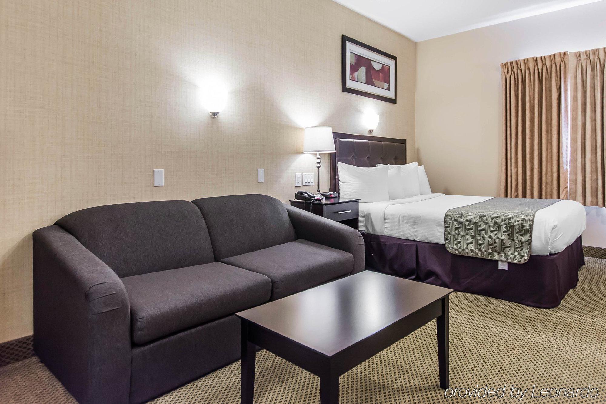 Quality Inn Moncton Bagian luar foto