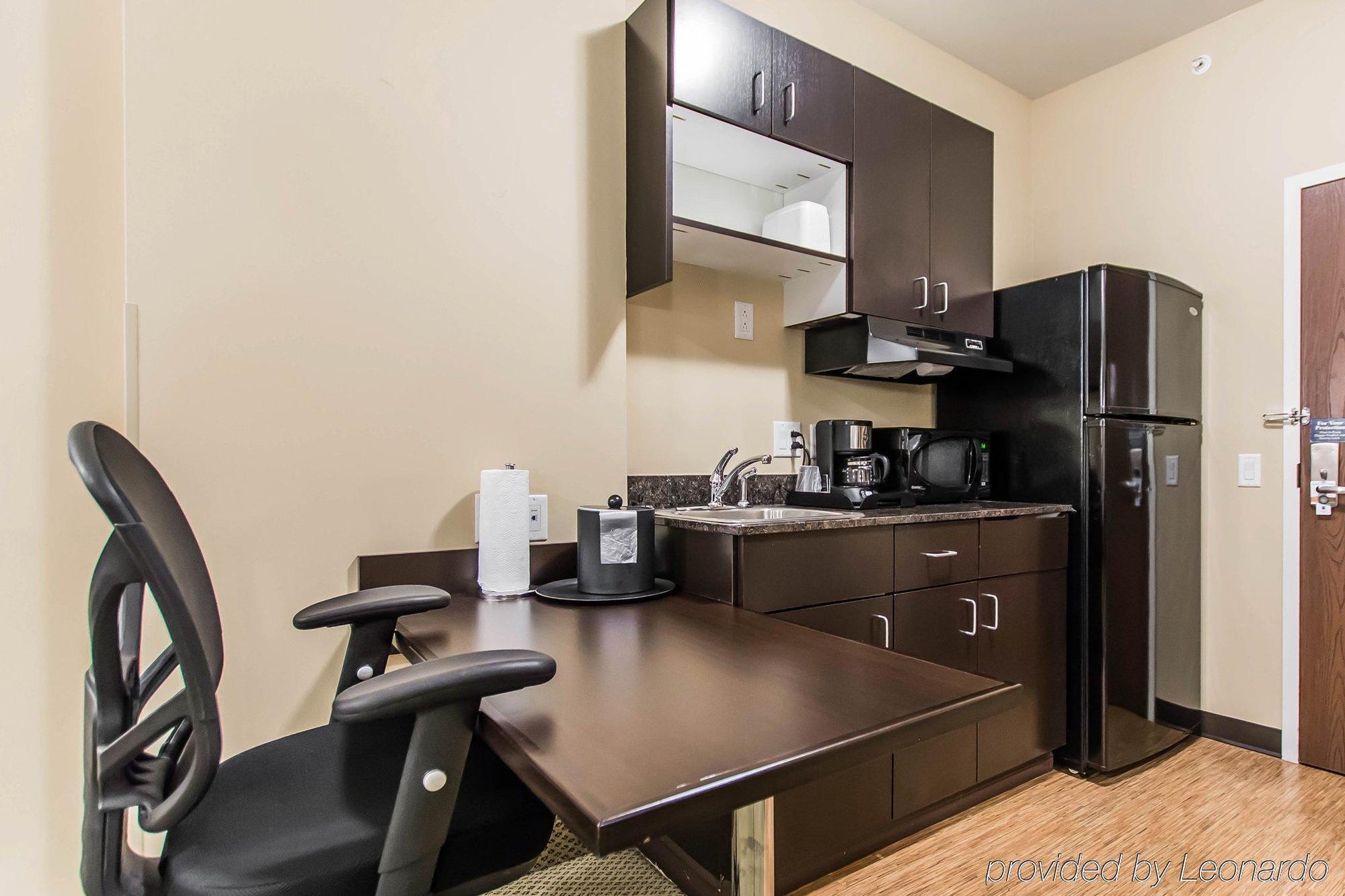 Quality Inn Moncton Bagian luar foto